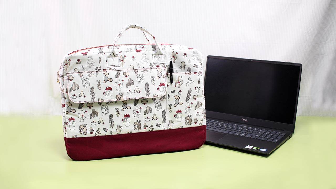 You are currently viewing DIY 15″ LAPTOP BAG