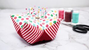 Read more about the article DIY STAR PIN CUSHION