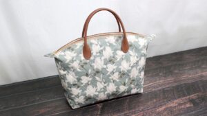 Read more about the article DIY ZIPPER PURSE HANDBAG