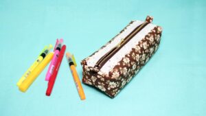 Read more about the article DIY Box Pencil Case