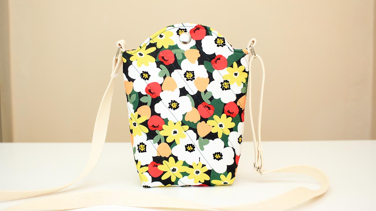 Read more about the article DIY CROSSBODY CELLPHONE BAG