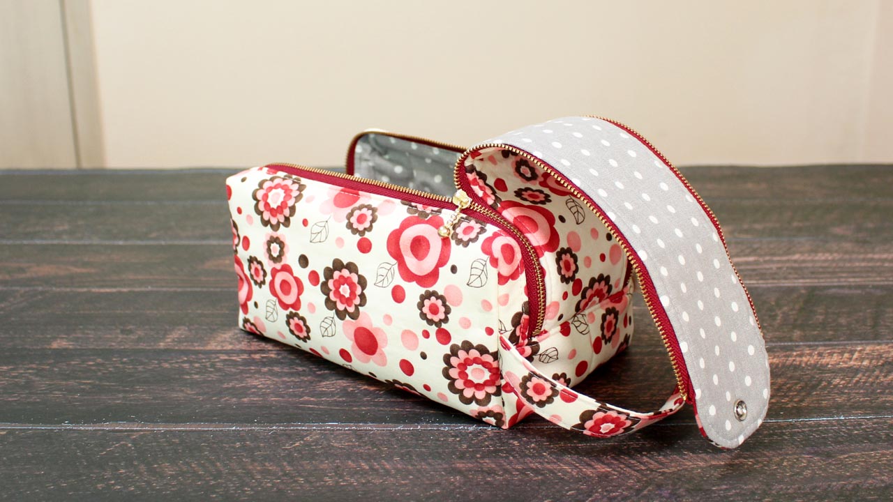 Read more about the article DIY DOUBLE ZIP GEAR BAG