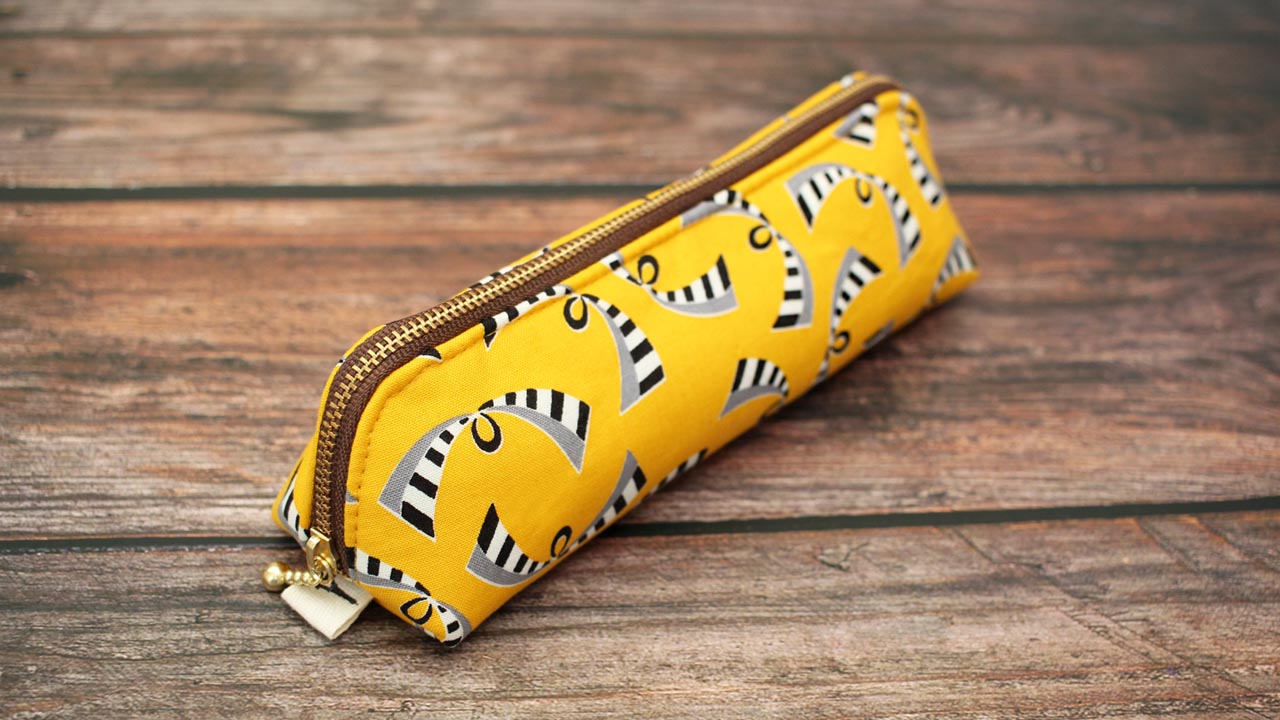 Read more about the article DIY Pencil Case Open Wide
