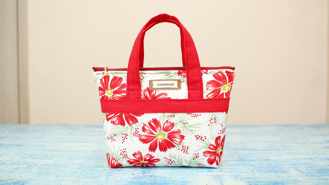You are currently viewing DIY CUTE TOTE BAG
