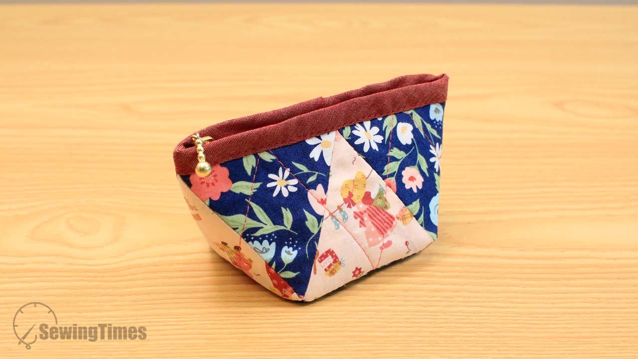 Read more about the article Making a Triangle Purse (Free Pattern)