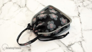 Read more about the article DIY Drawstring Purse Bag