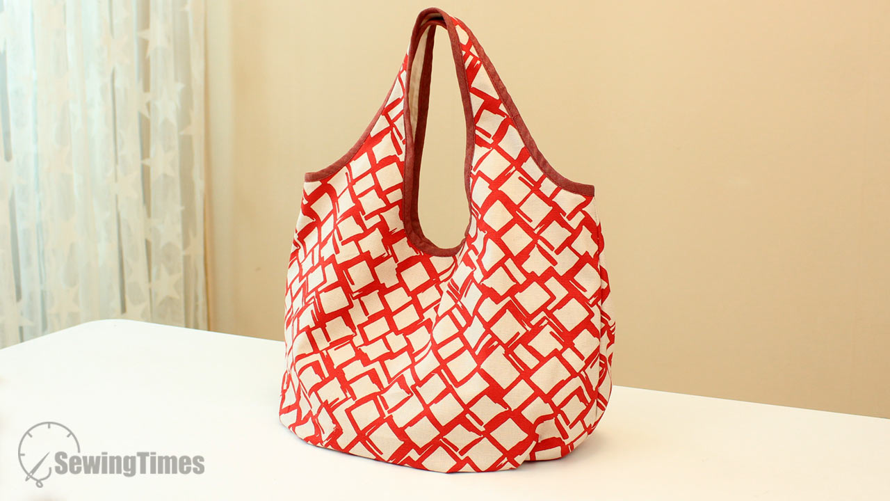 You are currently viewing DIY Shoulder Bag with Round Bottom