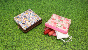 Read more about the article DIY Square Zipper Pouch