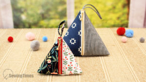 Read more about the article DIY Triangle Zipper Pouch