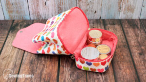 Read more about the article DIY Double Makeup Bag