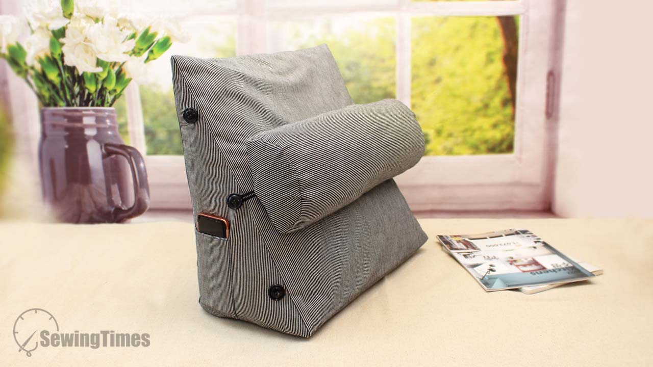 You are currently viewing DIY Triangle Backrest Pillow