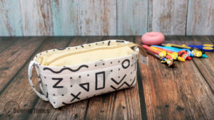 Read more about the article DIY Travel Pouch Bag