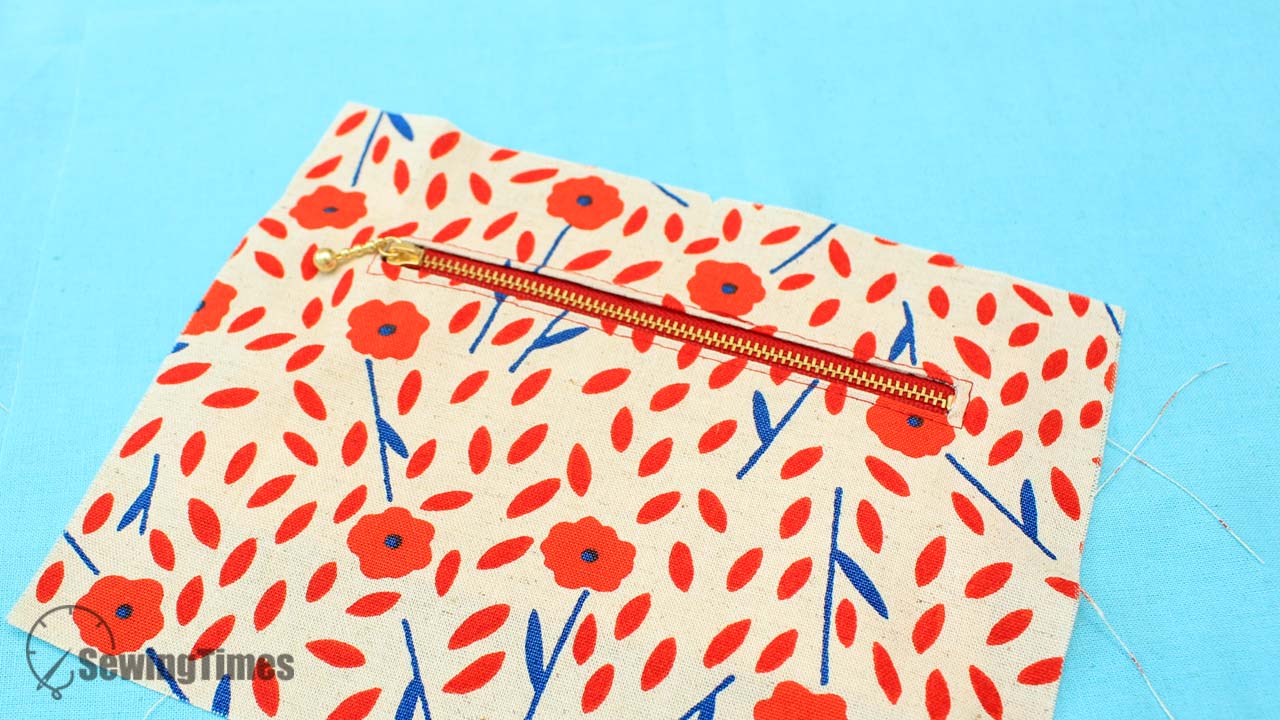 Read more about the article How to sew Zippered Pockets for Bags