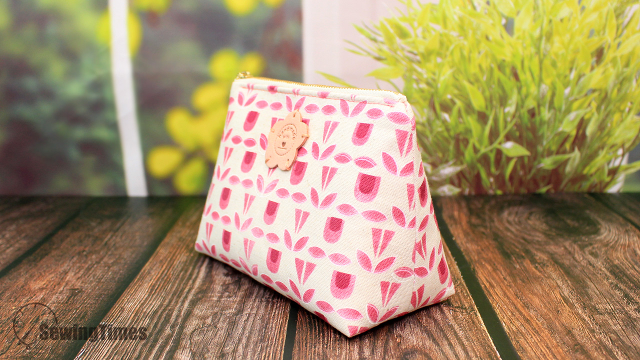 Read more about the article DIY Easy Makeup Bag