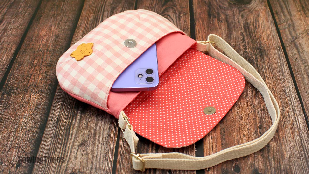 Read more about the article DIY Cute Shoulder Bag