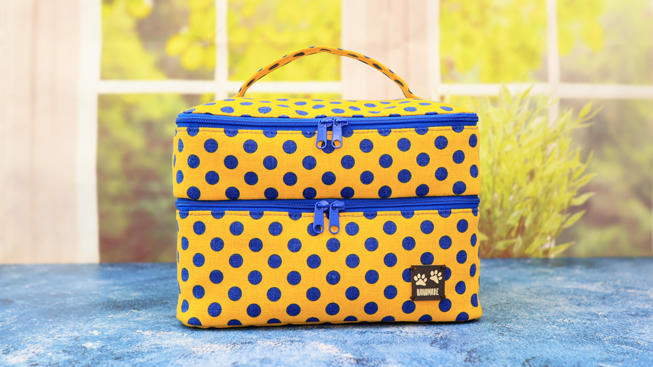 Read more about the article DIY Tutorial: How to Make a Double-Layered Cosmetic Bag