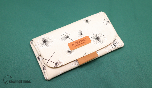 Read more about the article DIY Notion Pouch : How to make a Folding Tray Pouch for Your Crafting Tools