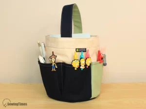 Read more about the article DIY Round Project Bag with 6 Pockets Tutorial