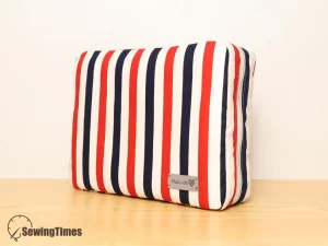 Read more about the article DIY Fold-Out Travel Pouch Sewing Tutorial