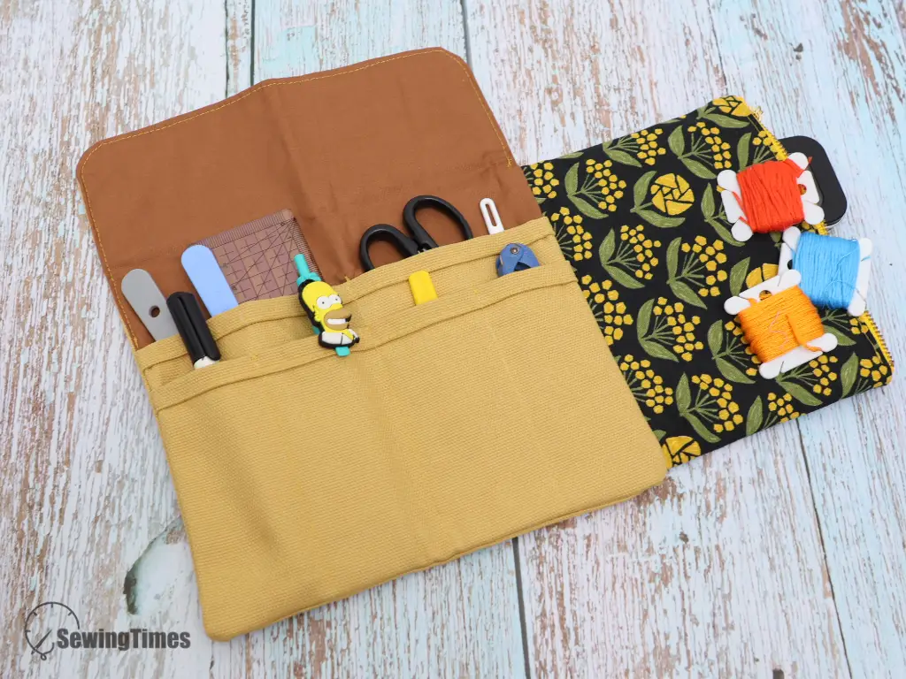 Read more about the article DIY Fold-Over Pouch Tutorial: Beginner Sewing Project