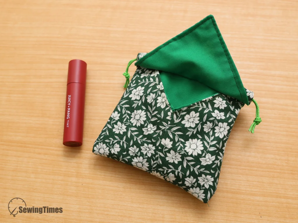 Read more about the article This 5-Minute Hidden Pocket Pouch is a Game Changer