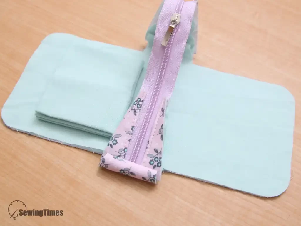 CompactDividedPouch_sewingtimes_16